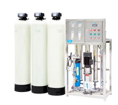 0.25T/H商用純水設(shè)備 浙江凱銳環(huán)保設(shè)備的專業(yè)凈水解決方案